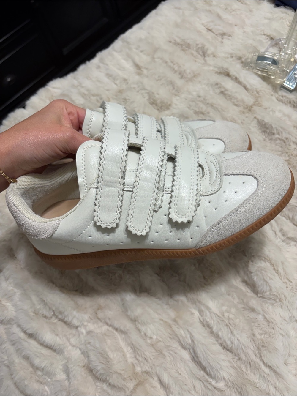 Steve Madden White Velcro Sneakers